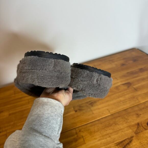 Ugg Fluff That Gray Fuzzy Cozy Wool Blend Slippers Slides Size 9 - Picture 6 of 7